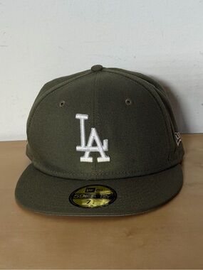Los Angeles Dodgers New Era Olive White Logo 59FIFTY Fitted Hat Cap Size 7 1/4
